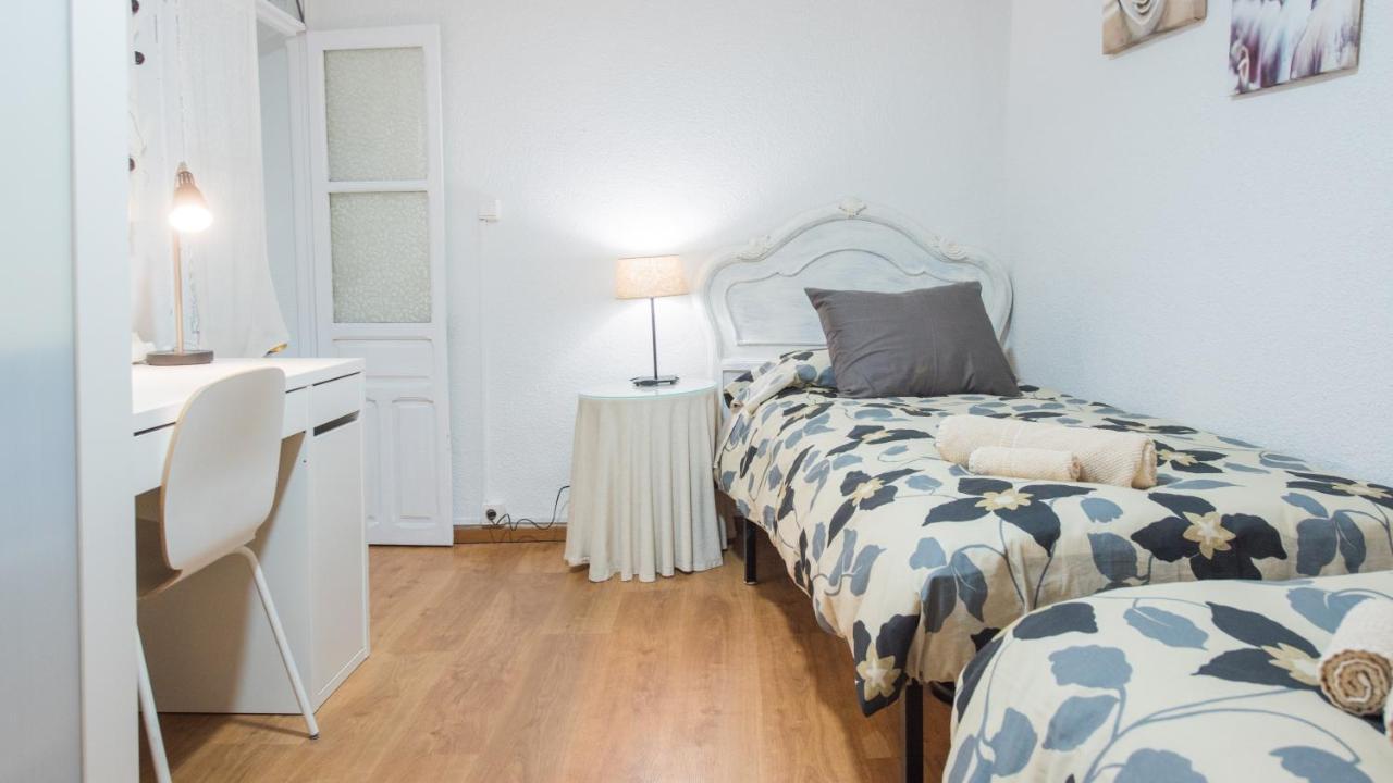 Toledo Feliz Apartments ภายนอก รูปภาพ