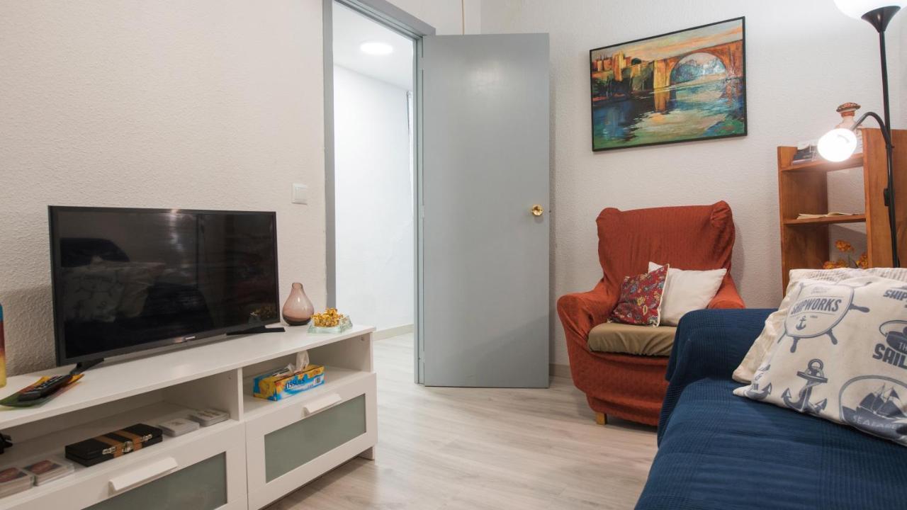 Toledo Feliz Apartments ภายนอก รูปภาพ